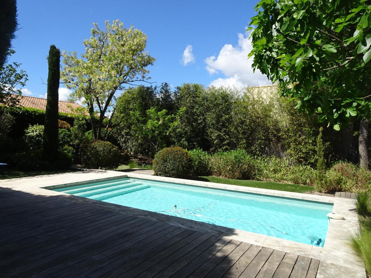 Domaine De La Girafe Bed and Breakfast Eyragues Exteriör bild