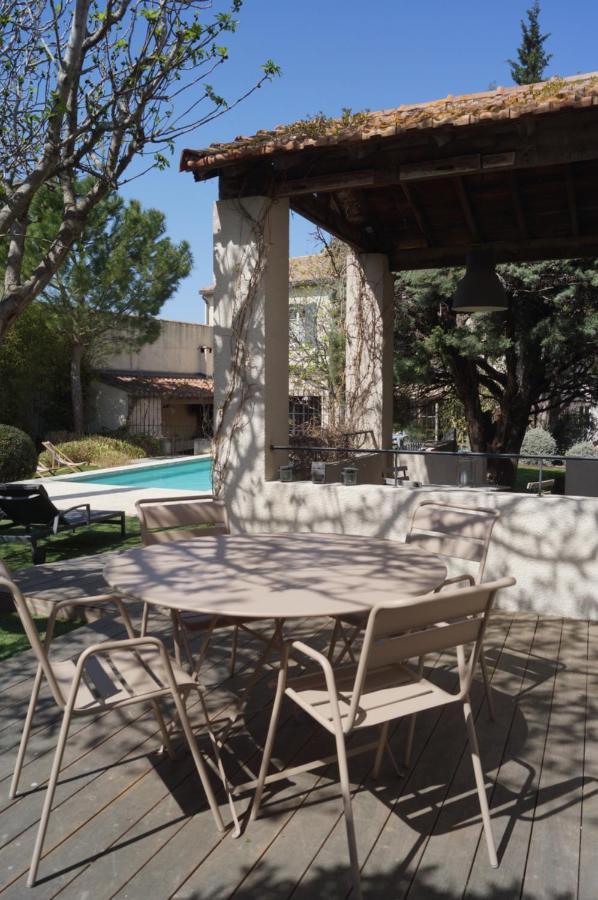 Domaine De La Girafe Bed and Breakfast Eyragues Exteriör bild