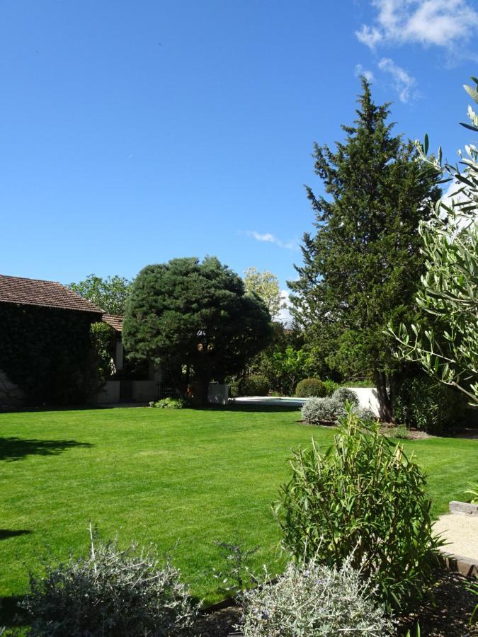 Domaine De La Girafe Bed and Breakfast Eyragues Exteriör bild
